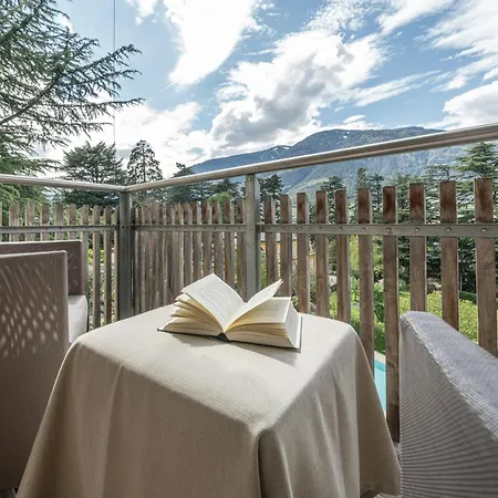Szálloda Mignon Park & 5*